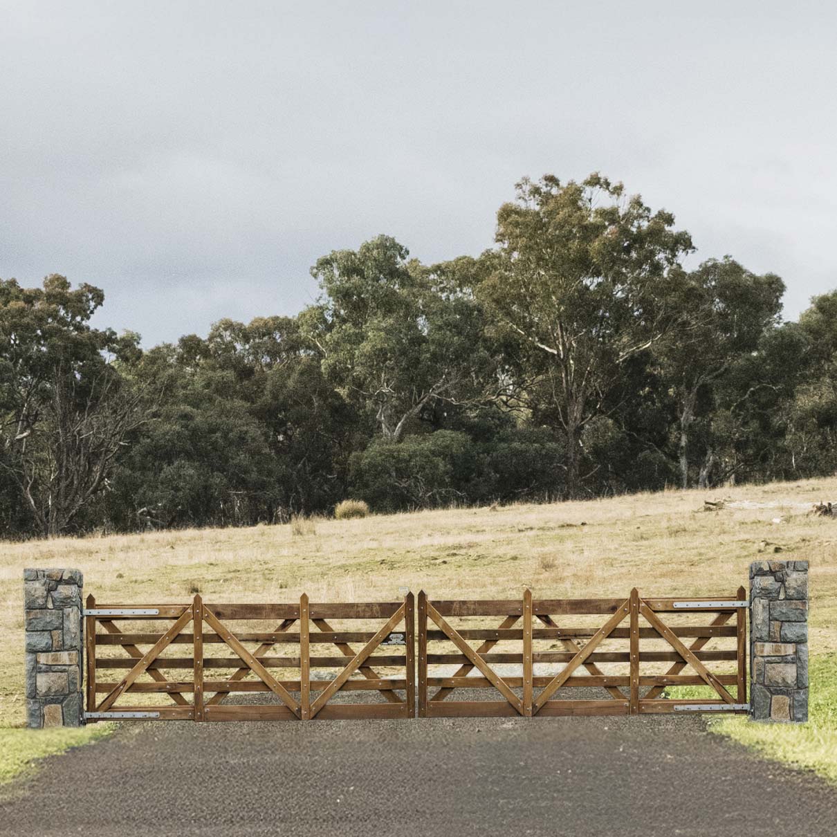 (WITH SH) The Estate Series III Double Gates